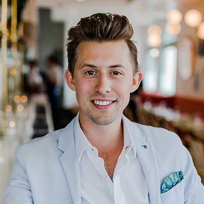 Portrait einer Studentin aus dem UX/UI Kurs